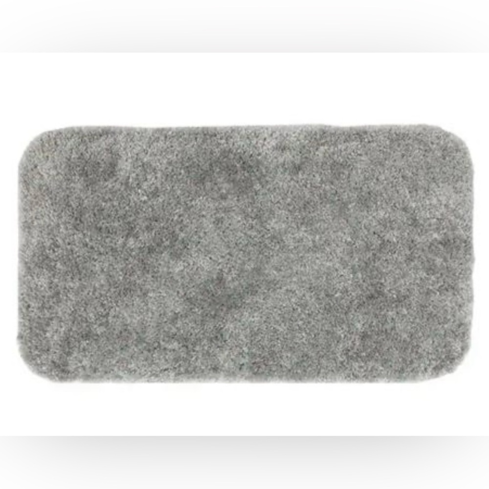 Mohawk Home Bridgetown Machine Washable Bath Mat 23" x 39" - Silver